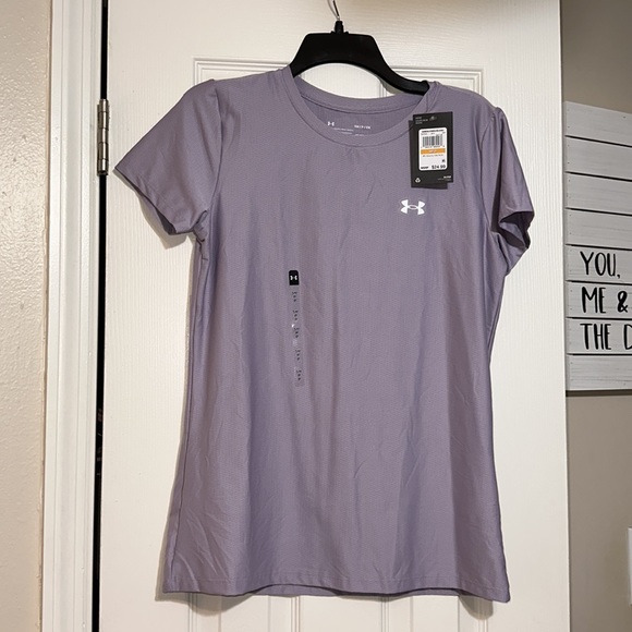 Brand new with tags Lavender Women’s Under Armour shirt! - Picture 4 of 4